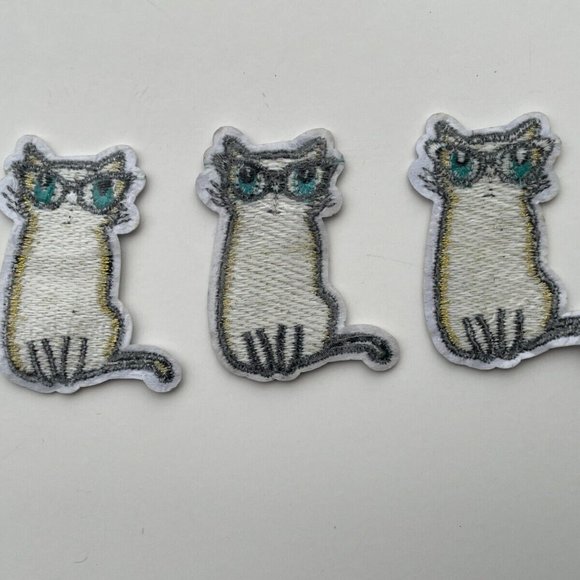 Cat Patches Iron On Embroidery Gold Tone Patches for Clothes Craft Lot of 3 - Picture 9 of 10